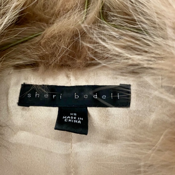 Jacket - Picture 2 of 5